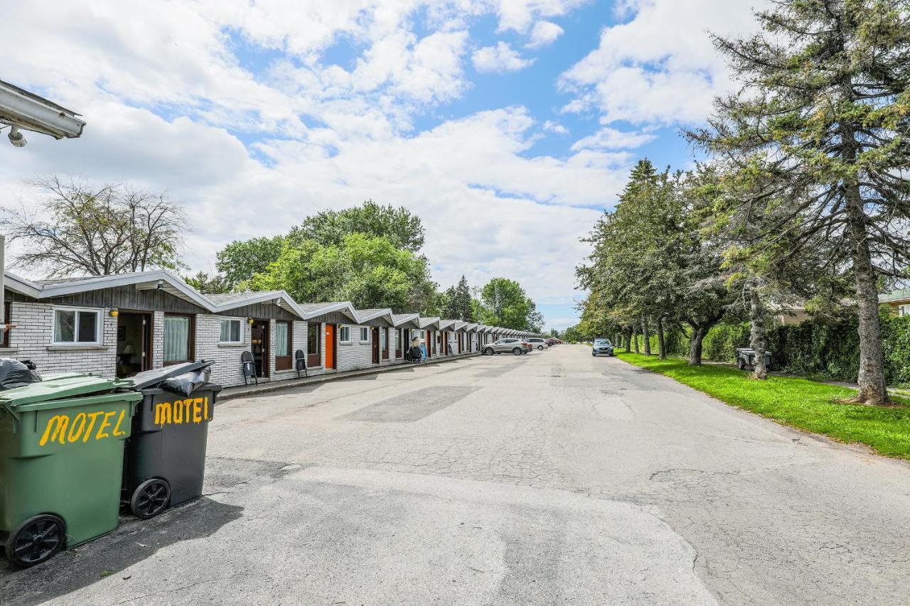 Motel Rideau Brossard Zewnętrze zdjęcie